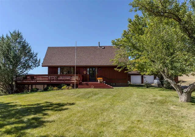 Photo 4 of Single family home for sale at 418 W Summit St, Livingston, MT 59047 | MLS# 30078818 | Listing updated on 2026-09-23