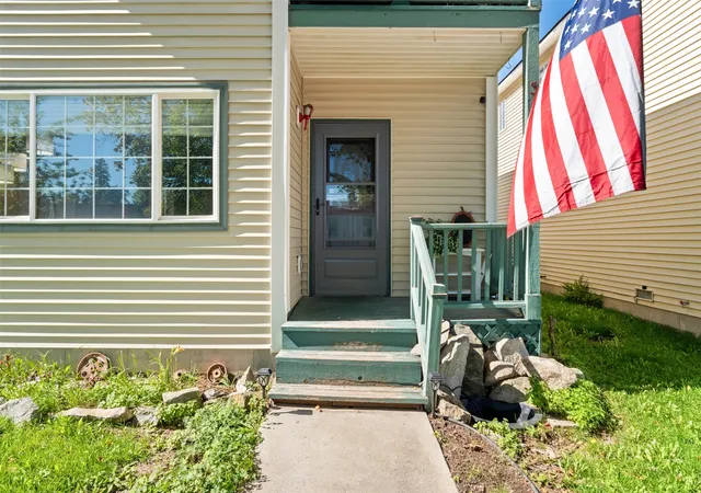 Photo 1 of Single family home for sale at 315 S 6th Street, Hamilton, MT 59840 | MLS# 30078606 | Listing updated on 2026-09-23