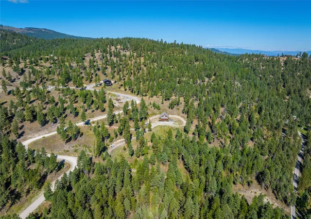 Photo 3 of Single family home for sale at 204 Bear Cyn Rd, Lakeside, MT 59922 | MLS# 30078687 | Listing updated on 2026-10-02