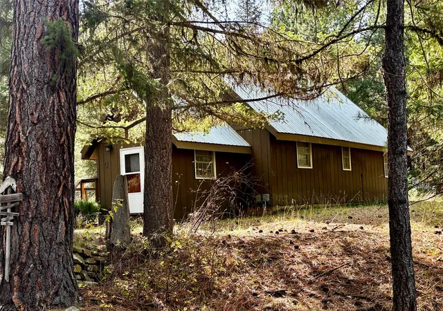 Photo 1 of Single family home for sale at 7076 Nez Perce Rd, Darby, MT 59829 | MLS# 30078888 | Listing updated on 2026-10-22