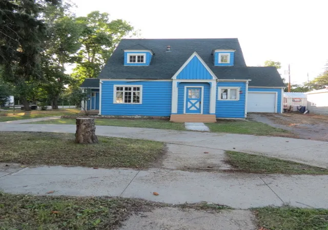 Single family home for sale at 408 S Virginia St, Conrad, MT 59425 | MLS# 30078758