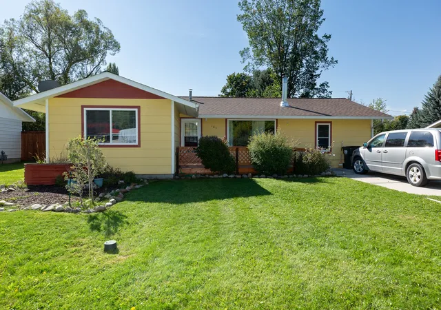 Photo 1 of Single family home for sale at 105 Peterson Pl, Stevensville, MT 59870 | MLS# 30078726 | Listing updated on 2026-10-20