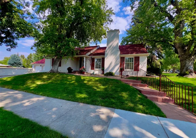 Photo 1 of Single family home for sale at 2901 4th Avenue N, Great Falls, MT 59401 | MLS# 30079079 | Listing updated on 2026-10-22