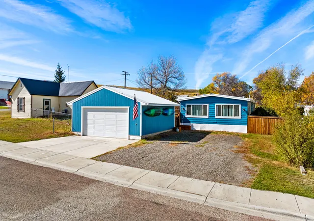 Photo 1 of Manufactured home for sale at 107 4th Street N, Cascade, MT 59421 | MLS# 30079677 | Listing updated on 2026-10-22