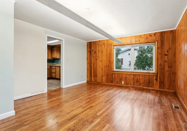 Photo 3 of Single family home for sale at 2435 Dixon Ave, Missoula, MT 59801 | MLS# 30079789 | Listing updated on 2026-10-20