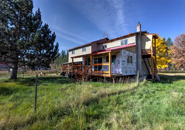 Photo 4 of Single family home for sale at 5240 Lower Martin Ln, Florence, MT 59833 | MLS# 30079701 | Listing updated on 2026-10-20