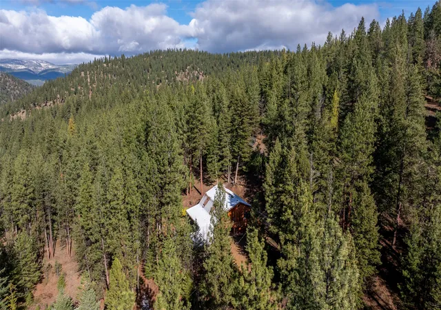 Photo 4 of Single family home for sale at 23600 W Frk Bear Crk Rd, Bonner, MT 59823 | MLS# 30079818 | Listing updated on 2026-10-19