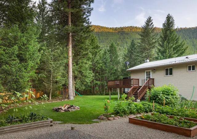 Photo 4 of Single family home for sale at 19420 Trout Ln, Bonner, MT 59823 | MLS# 30079732 | Listing updated on 2026-10-16