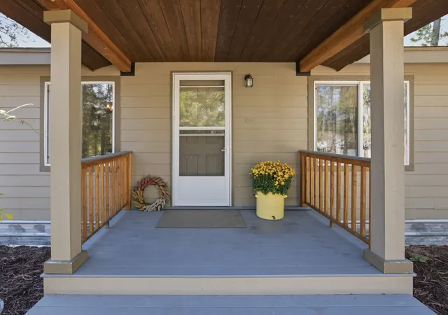 Photo 1 of Manufactured home for sale at 148 Country Ln, Superior, MT 59872 | MLS# 30079908 | Listing updated on 2026-10-21