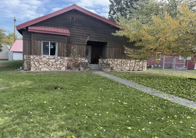 Photo 1 of Single family home for sale at 403 Dakota Ave, Libby, MT 59923 | MLS# 30079882 | Listing updated on 2026-10-21