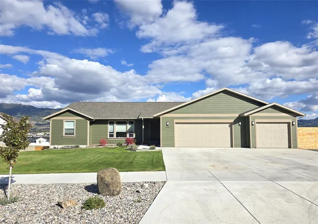 Photo 1 of Single family home for sale at 4118 Western Blvd, Butte, MT 59701 | MLS# 30079925 | Listing updated on 2026-10-20