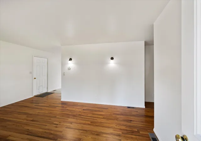 Photo 2 of Single family home for sale at 123 Highwood Dr, Libby, MT 59923 | MLS# 30079911 | Listing updated on 2026-10-20