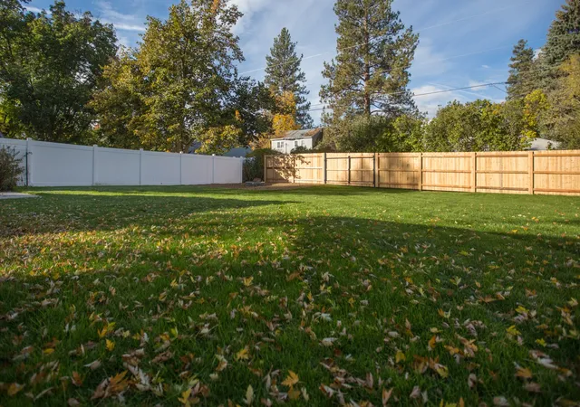 Photo 3 of Single family home for sale at 905 S 2nd Street, Hamilton, MT 59840 | MLS# 30079060 | Listing updated on 2026-10-16