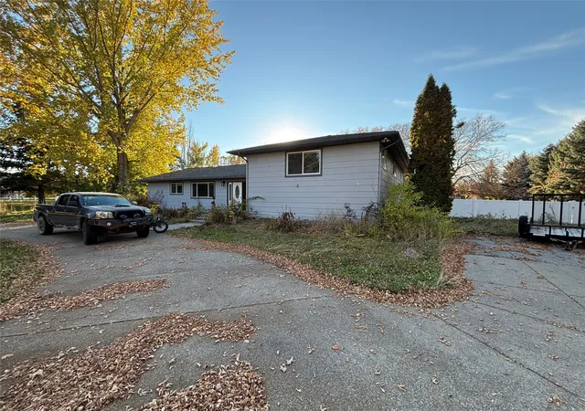 Photo 1 of Single family home for sale at 228 Fox Hl Dr, Kalispell, MT 59901 | MLS# 30079955 | Listing updated on 2026-10-21