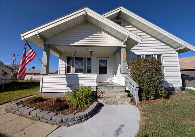 Photo 1 of Single family home for sale at 1727 Phillips Ave, Butte, MT 59701 | MLS# 30079953 | Listing updated on 2026-10-22