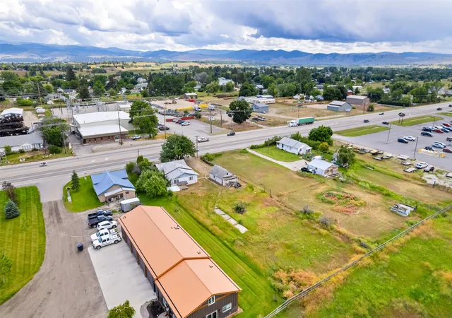 Photo 2 of Single family home for sale at 1141 S 1st Street, Hamilton, MT 59840 | MLS# 30079514 | Listing updated on 2026-10-20