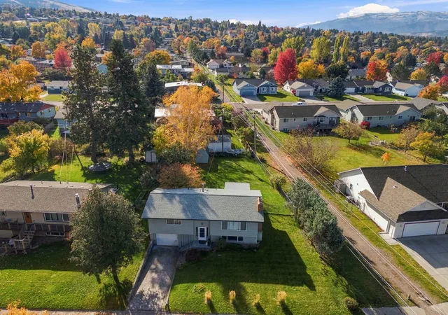 Photo 4 of Single family home for sale at 2323 Briggs St, Missoula, MT 59803 | MLS# 30079989 | Listing updated on 2026-10-19