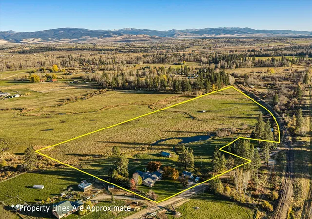Photo 1 of Single family home for sale at 4942 Hoblitt Ln, Florence, MT 59833 | MLS# 30079956 | Listing updated on 2026-10-28