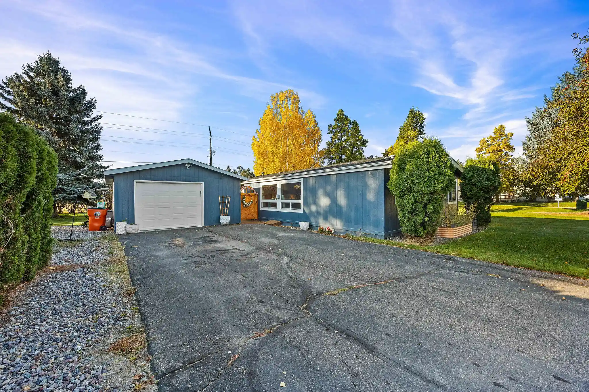 Photo 1 of Manufactured home for sale at 11 E Nicklaus Ave, Kalispell, MT 59901 | MLS# 30079512 | Listing updated on 2026-10-30