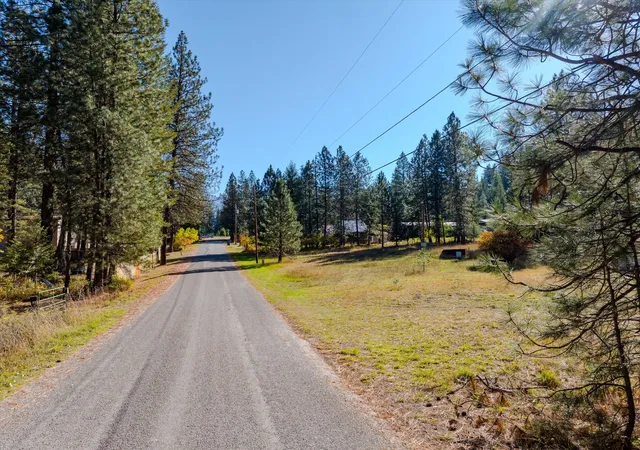 Photo 2 of Land for sale at Tbd Sunset St, Troy, MT 59935 | MLS# 30079972 | Listing updated on 2026-10-19