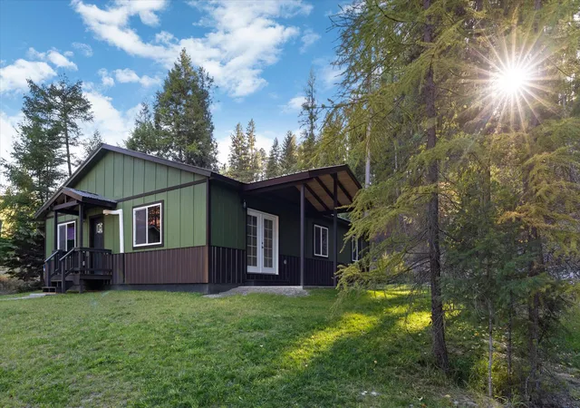 Photo 2 of Single family home for sale at 64 Flt Iron Trl, Troy, MT 59935 | MLS# 30079840 | Listing updated on 2026-10-19
