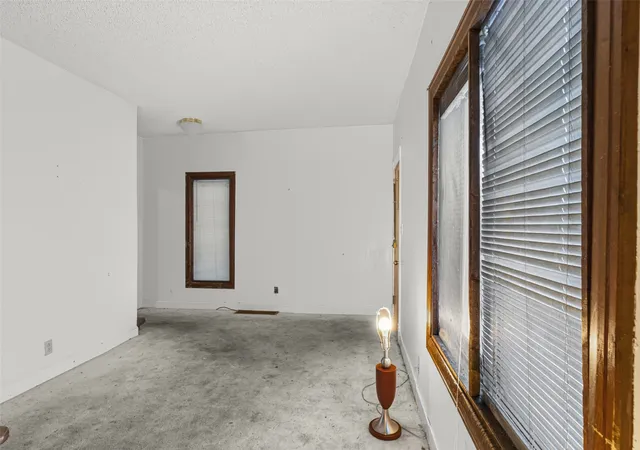 Photo 2 of Single family home for sale at 3222 5th Avenue N, Great Falls, MT 59401 | MLS# 30079885 | Listing updated on 2026-10-28