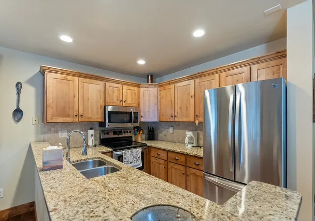 Photo 4 of Condo for sale at 521 St Andrews Dr #121, Columbia Falls, MT 59912 | MLS# 30079964 | Listing updated on 2026-10-21