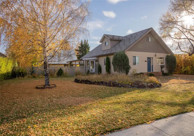 Single family home for sale at 800 St Marys Ave, Deer Lodge, MT 59722 | MLS# 30079975
