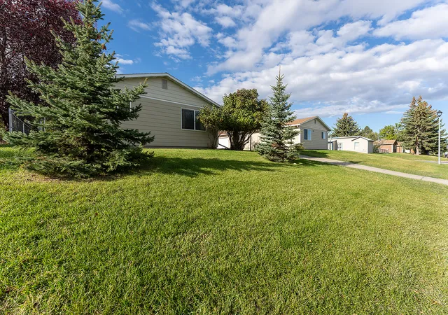 Photo 2 of House for sale at 925 And 927 Cannon St, Helena, MT 59601 | MLS# 30080135 | Listing updated on 2026-10-22