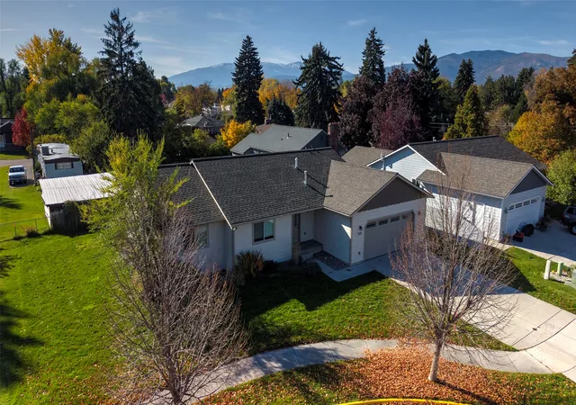 Photo 1 of Single family home for sale at 2525 Red Osier Ct, Missoula, MT 59804 | MLS# 30080091 | Listing updated on 2026-10-22