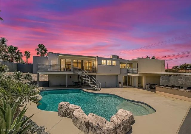 Photo 1 of Single family home for sale at 2520 Castlesands Way, Las Vegas, NV 89121 | MLS# 2672530 | Listing updated on 2026-10-02
