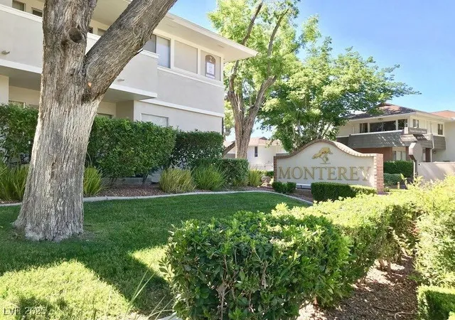 Photo 2 of Sale Pending at 668 Oakmont Ave #1715, Las Vegas, NV 89109 | MLS# 2695339 | Listing updated on 2026-09-17