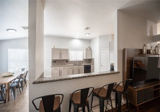 Photo 4 of Sale Pending at 5816 Grand Heritage St, Las Vegas, NV 89130 | MLS# 2714832 | Listing updated on 2026-08-31