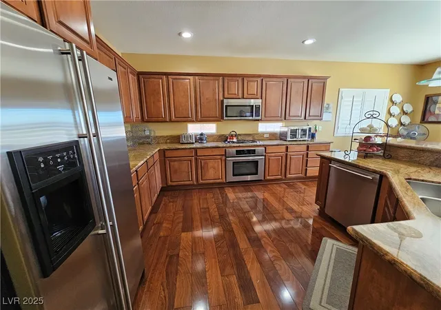 Photo 1 of Sale Pending at 11329 Hedgemont Ave, Las Vegas, NV 89138 | MLS# 2718615 | Listing updated on 2026-10-01
