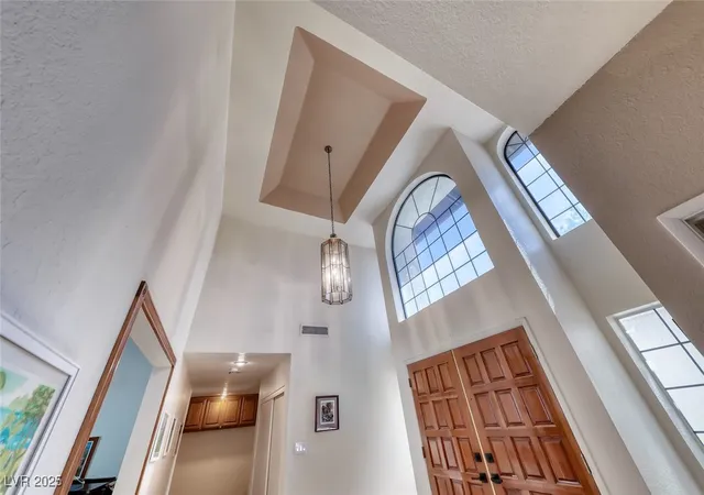 Photo 4 of Single family home for sale at 2504 Windjammer Way, Las Vegas, NV 89107 | MLS# 2725062 | Listing updated on 2026-09-23