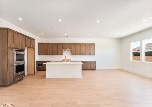 Photo 2 of Single family home for sale at 5721 Kings Blf Ave, Las Vegas, NV 89131 | MLS# 2729286 | Listing updated on 2026-09-20