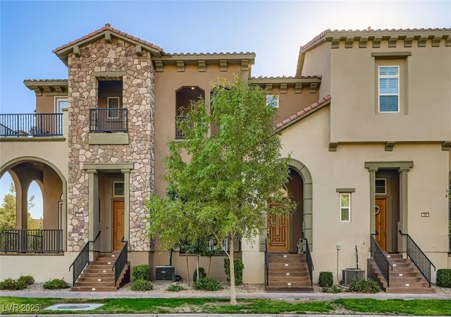Photo 3 of Townhouse for sale at 51 Via Di Vita, Henderson, NV 89011 | MLS# 2732134 | Listing updated on 2026-09-05