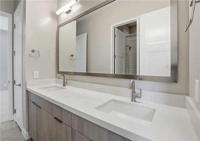 Photo 4 of Sale Pending at 1630 Strada Gracia, Henderson, NV 89011 | MLS# 2733845 | Listing updated on 2026-09-18