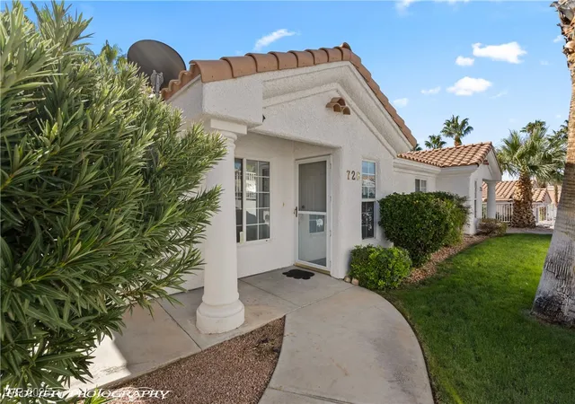Photo 1 of Townhouse for sale at 726 Mesa Springs Dr, Mesquite, NV 89027 | MLS# 2732222 | Listing updated on 2026-10-02