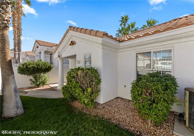 Photo 2 of Townhouse for sale at 726 Mesa Springs Dr, Mesquite, NV 89027 | MLS# 2732222 | Listing updated on 2026-10-02