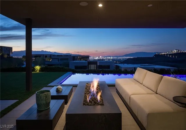 Photo 1 of Mansion for sale at 1786 Diamond Rim Ct, Henderson, NV 89012 | MLS# 2735667 | Listing updated on 2026-09-02