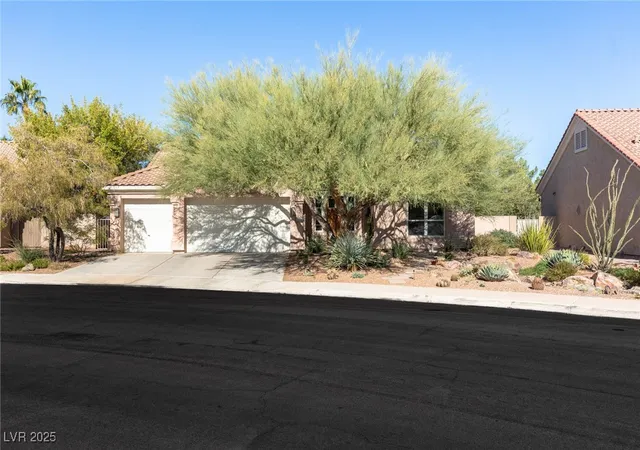 Photo 1 of Single family home for sale at 264 Chestnut Ridge Cir, Henderson, NV 89012 | MLS# 2737455 | Listing updated on 2026-09-09