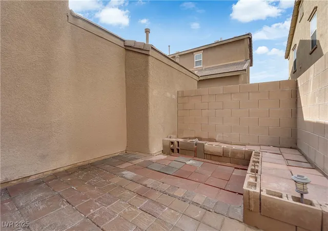 Photo 2 of Single family home for sale at 4558 Lime Straight Dr, Las Vegas, NV 89115 | MLS# 2737940 | Listing updated on 2026-09-22