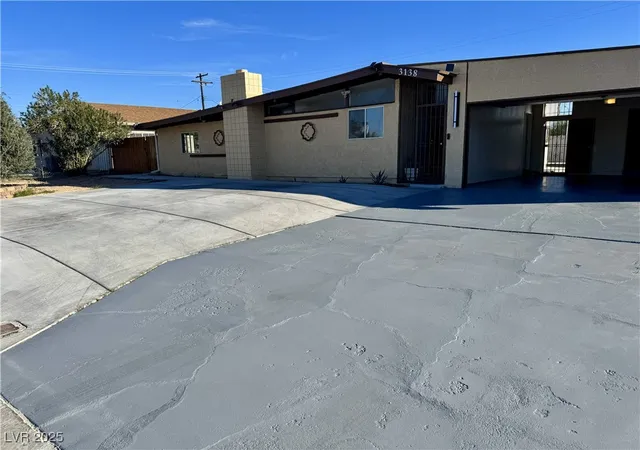 Photo 3 of Single family home for sale at 3138 Gaucho Dr, Las Vegas, NV 89169 | MLS# 2738786 | Listing updated on 2026-10-01
