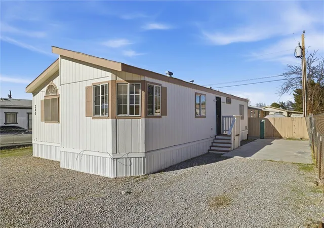 Photo 3 of Manufactured home for sale at 280 W Ferndell St, Pahrump, NV 89048 | MLS# 2740986 | Listing updated on 2026-09-04