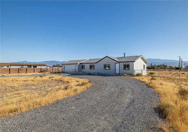Photo 2 of Sale Pending at 1621 Windy Ln, Pahrump, NV 89048 | MLS# 2742413 | Listing updated on 2026-09-23