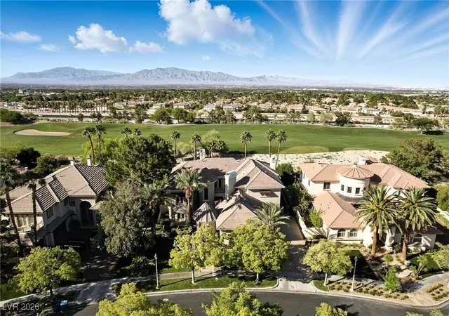 Photo 4 of Single family home for sale at 9408 Players Cyn Ct, Las Vegas, NV 89144 | MLS# 2745974 | Listing updated on 2026-09-07