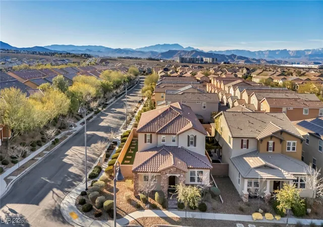 Photo 3 of Single family home for sale at 2377 Via Alicante, Henderson, NV 89044 | MLS# 2747900 | Listing updated on 2026-09-20