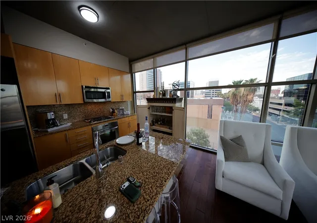 Photo 3 of Condo for sale at 353 E Bonneville Ave #475, Las Vegas, NV 89101 | MLS# 2748604 | Listing updated on 2026-09-03