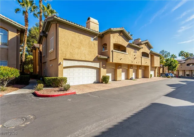 Photo 2 of Sale Pending at 1708 Sky Of Red Dr #204, Las Vegas, NV 89128 | MLS# 2748512 | Listing updated on 2026-09-01